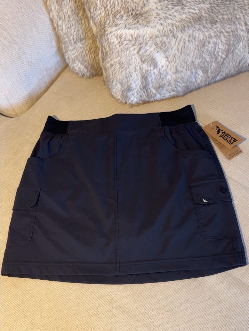Eddie Bauer Christine Stretch Skort Black Small Cargo Pockets Built-In Shorts